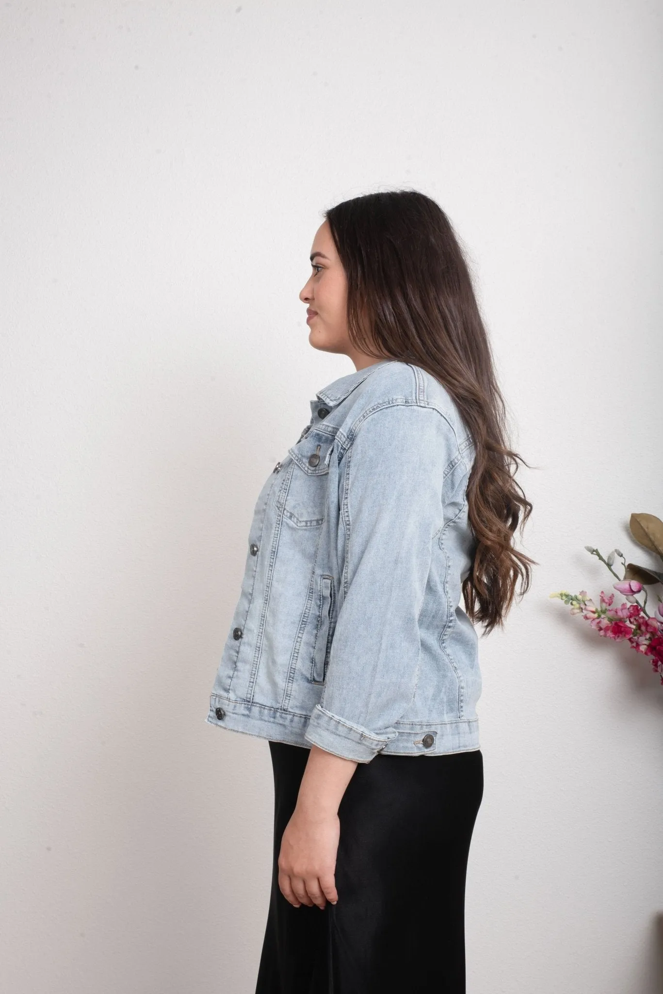 COLLARED DENIM JACKET DENIM