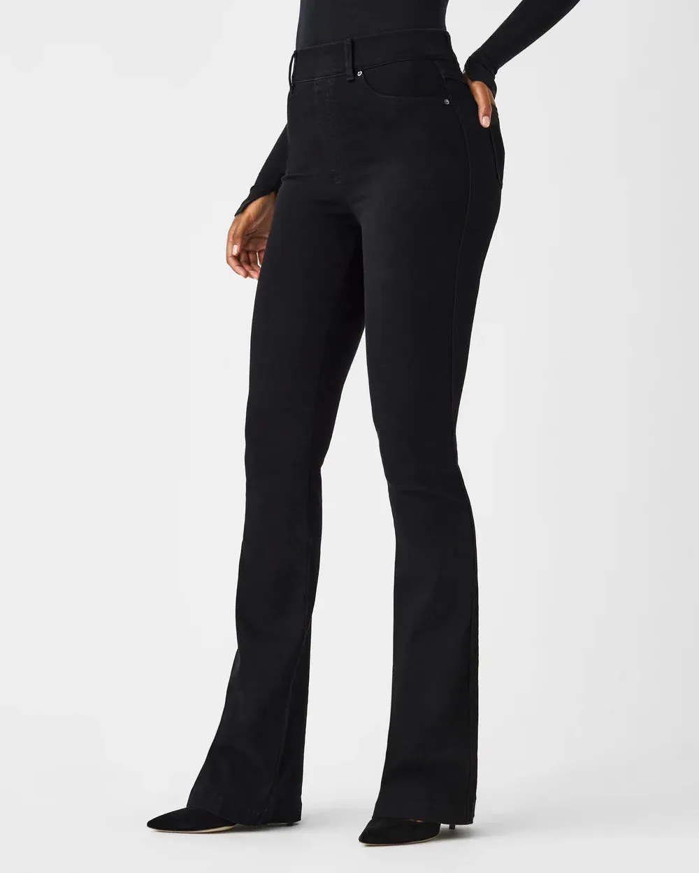 Flare Jeans: Clean Black