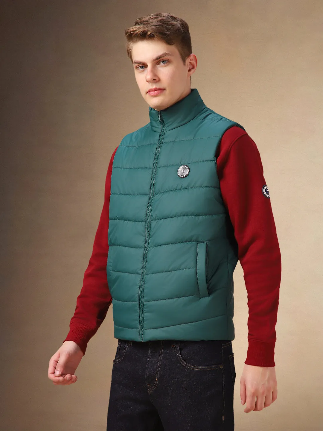 Men's Green Solid Mock Collar Sleeveless Jacket