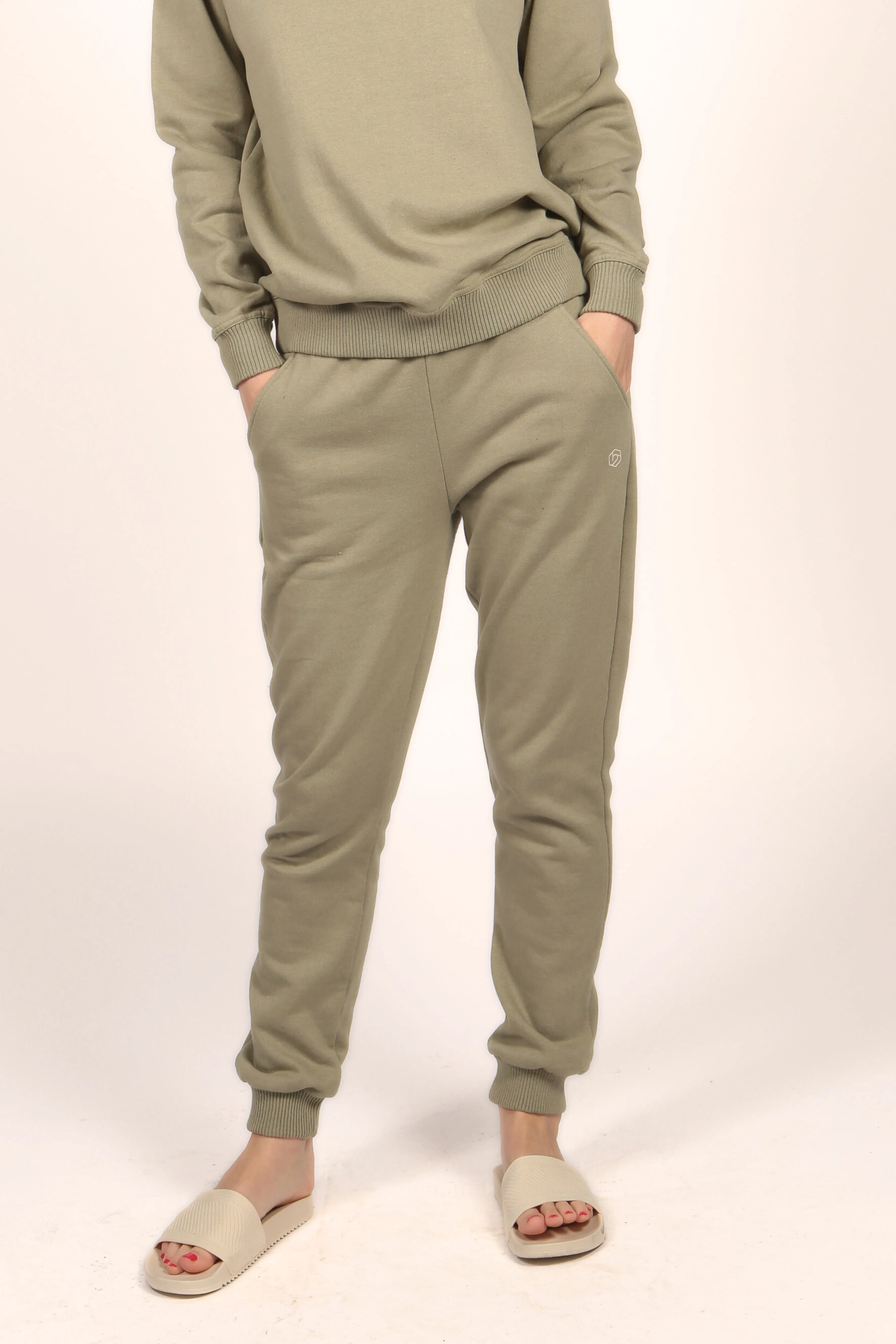 SIGNATURE CUFFED UNISEX JOGGER